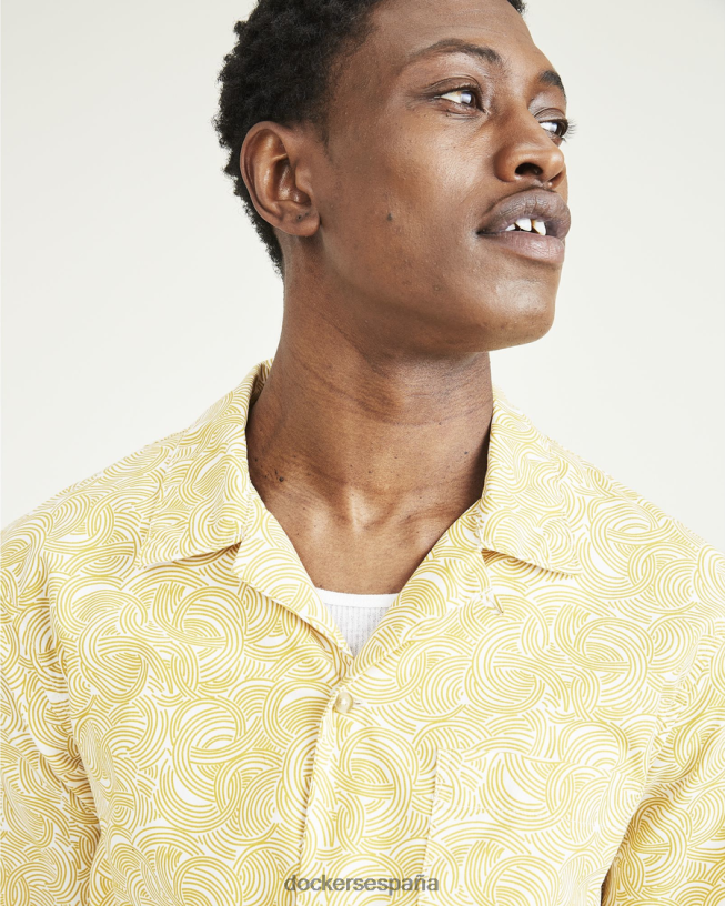 camisa con cuello camp, corte regular hombres Dockers oropel - amarillo ropa 8F0406565
