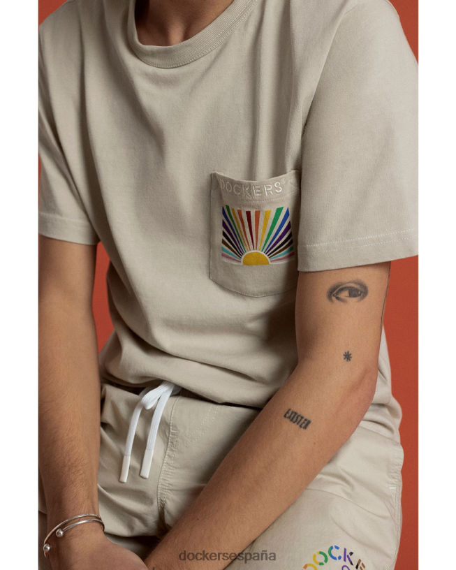 camiseta con bolsillo del orgullo hombres Dockers onda arcoiris ropa 8F0406441