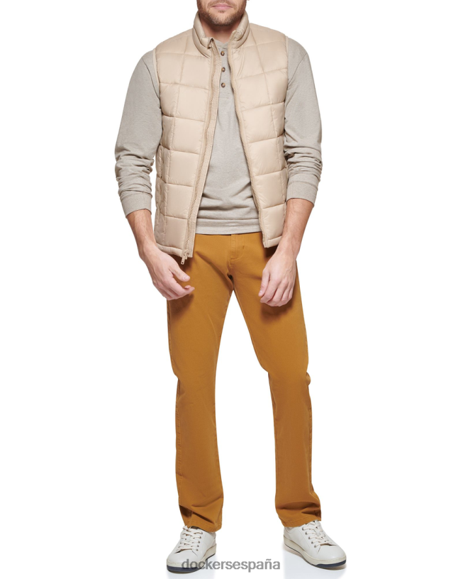 Chaleco acolchado tipo box quilt, corte estándar hombres Dockers caqui ropa 8F0406840