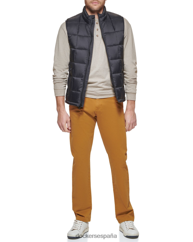 Chaleco acolchado tipo box quilt, corte estándar hombres Dockers negro ropa 8F0406838