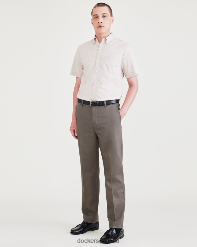 Caquis característicos sin plancha, corte recto con protector contra manchas hombres Dockers guijarro oscuro - marrón ropa 8F040654