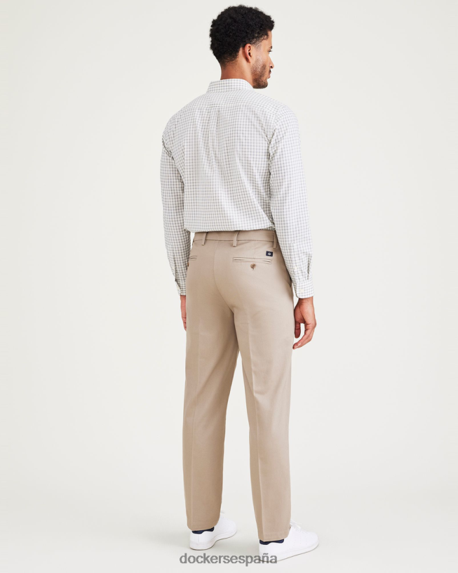 Caquis característicos sin plancha, corte recto con protector contra manchas hombres Dockers lobo de madera - bronceado ropa 8F040653