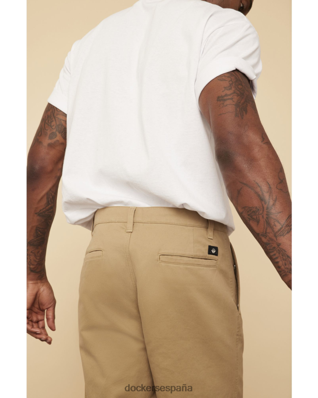 Chinos fabricados en EE. UU., ajuste cónico relacionado. hombres Dockers caqui dorado ropa 8F0406394