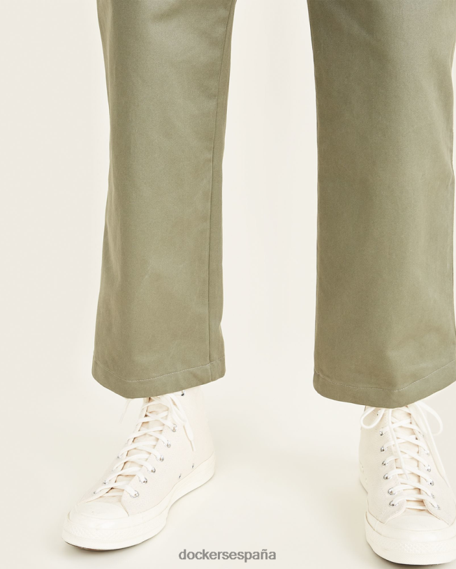 pantalones caqui recortados, corte recto hombres Dockers camuflaje - verde ropa 8F0406662
